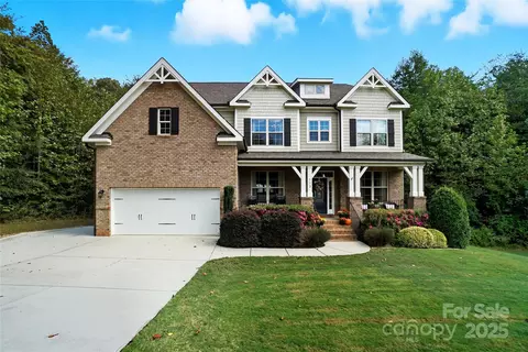 112 Avensong Ct, Mooresville, NC 28115