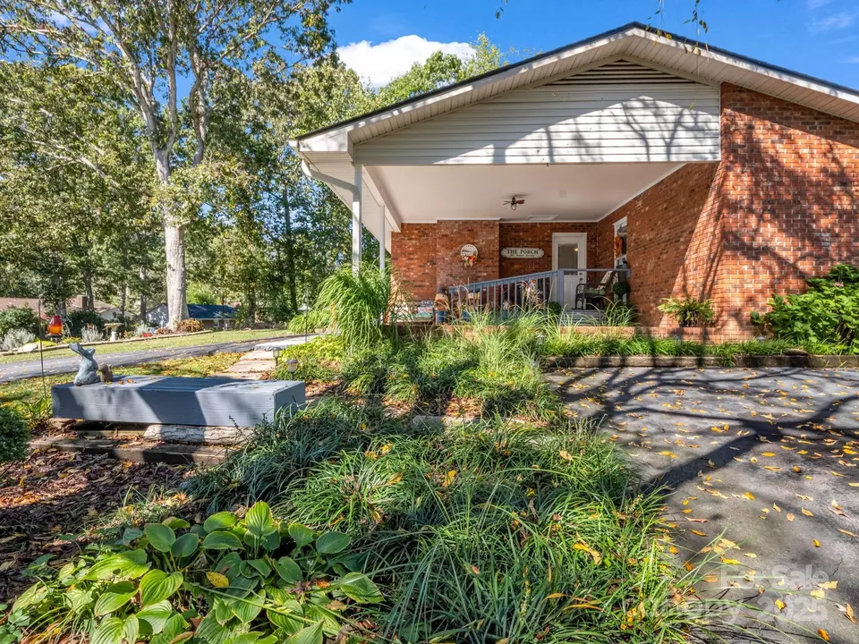 Exterior - 95 Pensacola Ave, Arden, NC 28704 photo 16 of 16