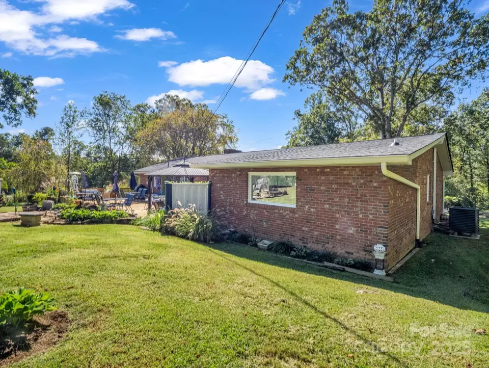Exterior - 95 Pensacola Ave, Arden, NC 28704 photo 15 of 16