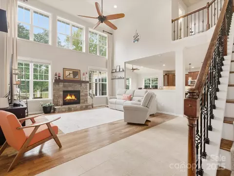 10834 Stone Bunker Dr, Charlotte, NC 28227