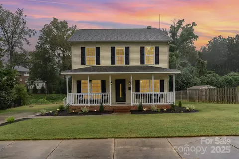 1912 Baxter St, Charlotte, NC 28204