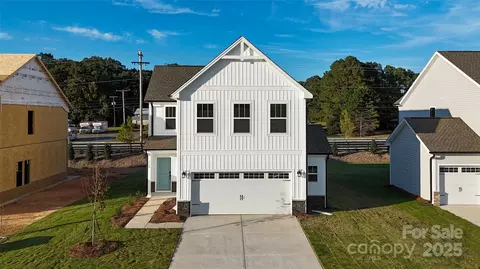 2309 Bulwarks 4 Ct #4, Albemarle, NC 28001