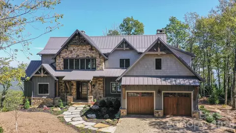 1544 Panthertown Rd, Lake Toxaway, NC 28747