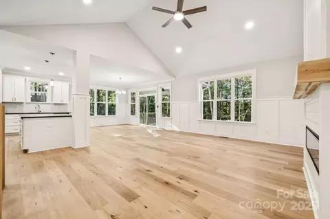 2416 Forrestbrook Dr, Kannapolis, NC 28083 photo 8