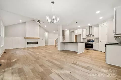 2416 Forrestbrook Dr, Kannapolis, NC 28083 photo 12