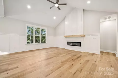 2416 Forrestbrook Dr, Kannapolis, NC 28083 photo 11