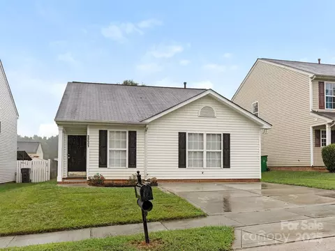 3231 Richway Ct, Charlotte, NC 28216