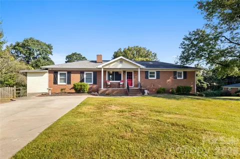 114 Warren Dr, Belmont, NC 28012