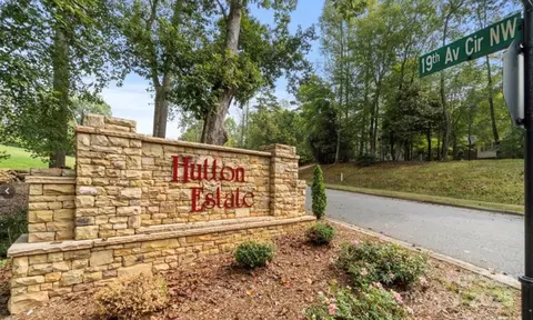 441 19th Avenue Nw 42 Cir NW #42, Hickory, NC 28601