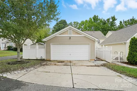 10048 Switchyard Dr, Cornelius, NC 28031 photo 35