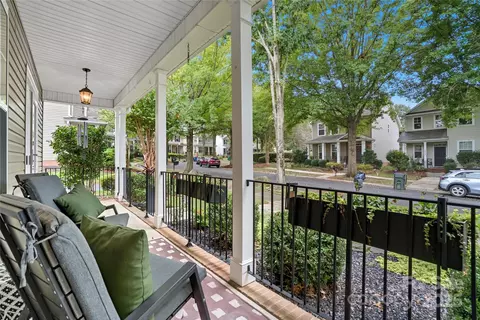 10048 Switchyard Dr, Cornelius, NC 28031 photo 4