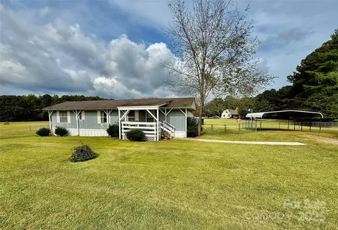 6191 Richburg Rd, Great Falls, SC 29055