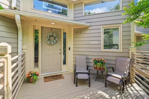 14118 Yachtsman Harbor Dr, Charlotte, NC 28278