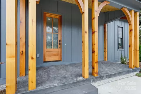 Exterior - 25 Reta Rd, Fairview, NC 28730 photo 3 of 4