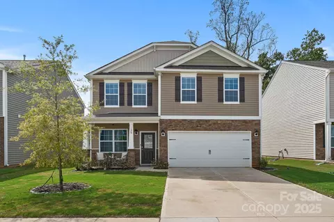 136 Sequoia Forest Dr, Mooresville, NC 28117
