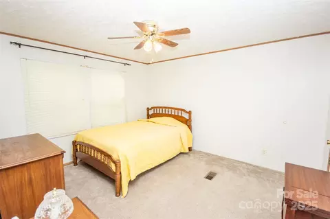 Bedroom - 159 Shaw Rd, Harmony, NC 28634 photo 6 of 7