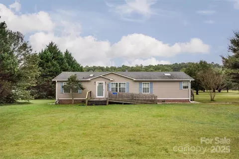 159 Shaw Rd, Harmony, NC 28634
