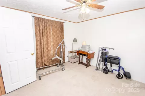 Bedroom - 159 Shaw Rd, Harmony, NC 28634 photo 5 of 7