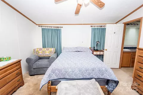Bedroom - 159 Shaw Rd, Harmony, NC 28634 photo 2 of 7