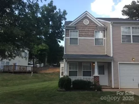 336 Doughton Ln, Charlotte, NC 28217
