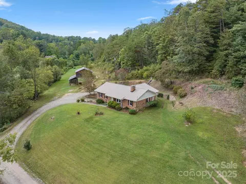 25 Mezzo Cv, Asheville, NC 28804