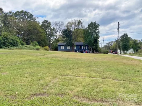 123 Mcclure St, Chester, SC 29706
