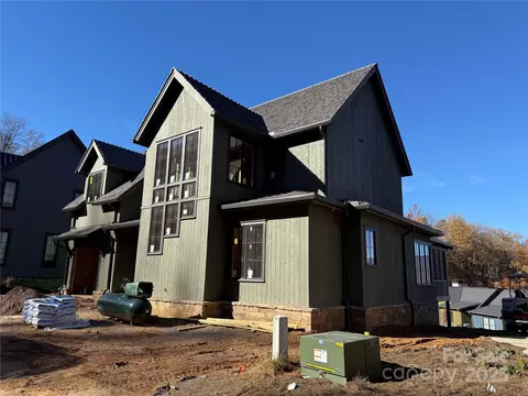 Exterior - 143 Lodestone 418 Dr #418, Sylva, NC 28779 photo 2 of 10
