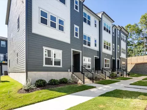 8010 Elevate Ct, Charlotte, NC 28205