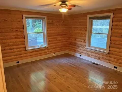Bedroom - 1077 Melrose Mountain Rd, Tryon, NC 28782 photo 1 of 4