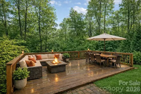 4946 Norman Park Pl, Lake Wylie, SC 29710