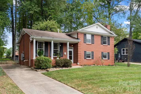 5819 Ruth Dr, Charlotte, NC 28215
