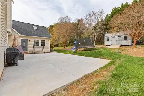 Other - 3233 6th Ne Ave NE, Conover, NC 28613 photo 6 of 10