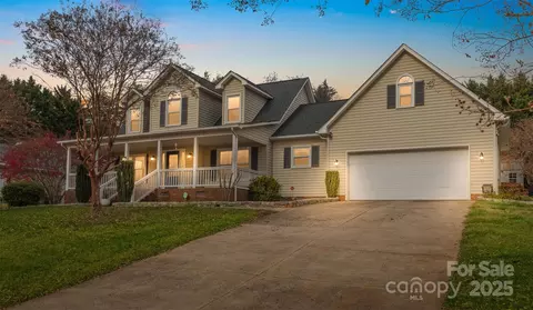 3233 6th Ne Ave NE, Conover, NC 28613