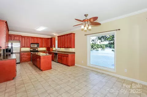 8412 Ediths Ln, Terrell, NC 28682 photo 14