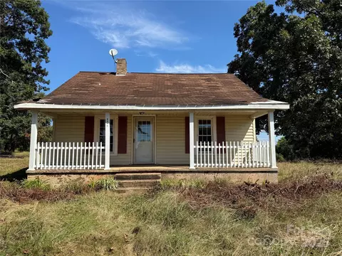 1940 Paul Shuping Ave, Morganton, NC 28655