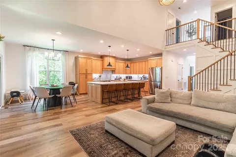 Living - 602 Kames Nw Ct NW, Conover, NC 28613 photo 7 of 7