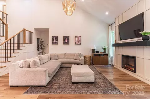 Living - 602 Kames Nw Ct NW, Conover, NC 28613 photo 3 of 7