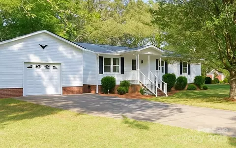 500 Reeves Ave, Albemarle, NC 28001