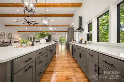 Kitchen - 160 Lasae Ln, Tryon, NC 28782 photo 4 of 5