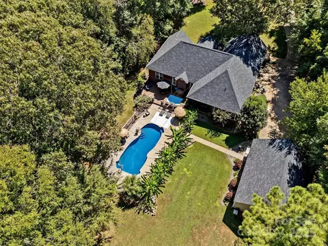 6750 Plain View Rd, Monroe, NC 28110