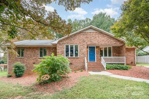 204 Belwood Dr, Belmont, NC 28012