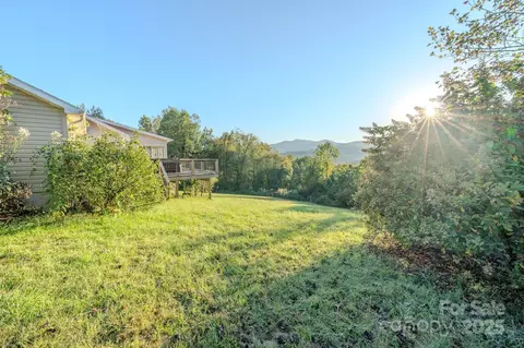 Other - 565 Overlook Dr, Spruce Pine, NC 28777 photo 6 of 16