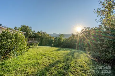 Other - 565 Overlook Dr, Spruce Pine, NC 28777 photo 5 of 16