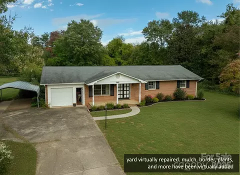 2068 Moss Farm Rd, Hickory, NC 28602