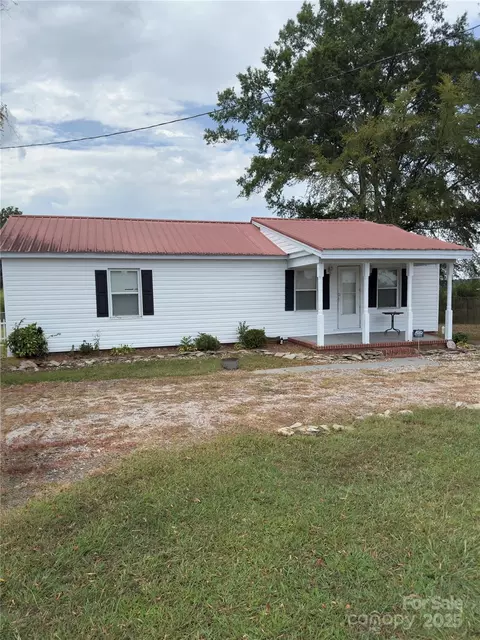 9697 Us 52 N Hwy N, Ansonville, NC 28007
