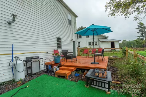 Exterior - 3755 Broad St, Clyde, NC 28721 photo 14 of 14
