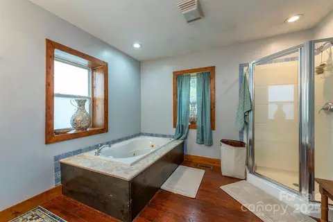 Bath - 3755 Broad St, Clyde, NC 28721 photo 2 of 4
