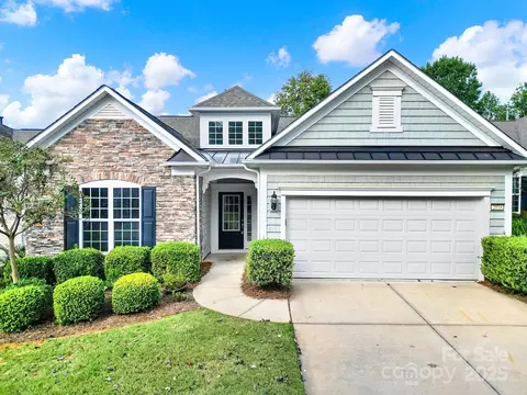 2034 Moultrie Ct, Fort Mill, SC 29707