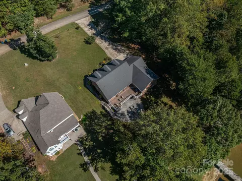 8369 Slate St, Terrell, NC 28682 photo 9