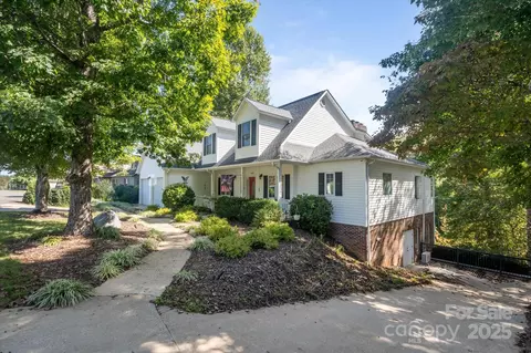 192 Lake Club Dr, Nebo, NC 28761